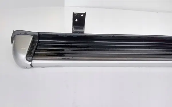 Marchepied Latéral Droit OEM Nissan Navara D23 - Occasion image 5