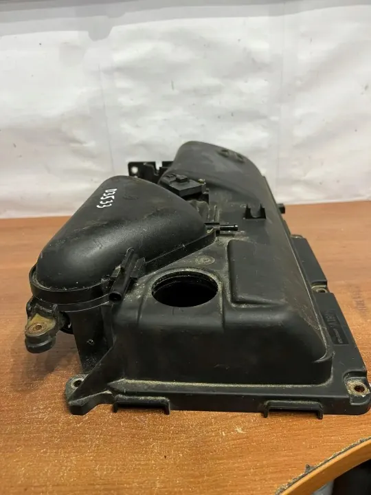 Cubierta seguidor de levas Nissan OE D3533 - Usado image 7