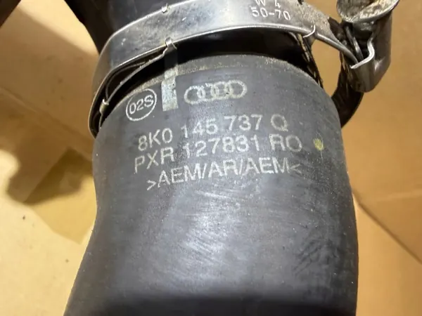 Audi A4 B8 2.0 TDI Intercoolerrör OEM 8K0145673AJ image 4