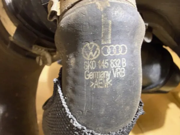 Audi A4 B8 2.0 TDI Intercoolerrör OEM 8K0145673AJ image 5