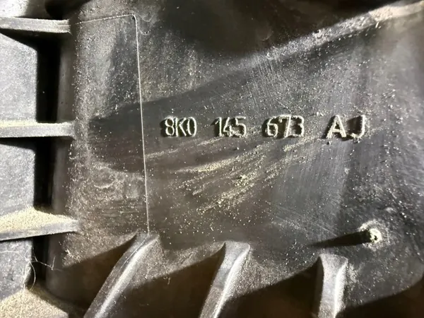 Audi A4 B8 2.0 TDI Intercoolerrör OEM 8K0145673AJ image 7
