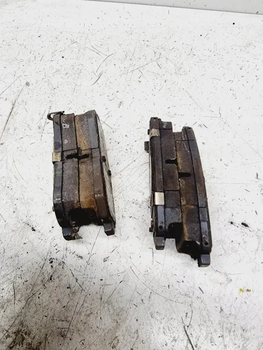 Jarrutahdet takana Kia OEM 58302D7A00 image 3