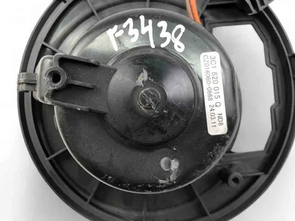 Motor de aquecimento VW CC (358) 2013 3C1820015R image 2