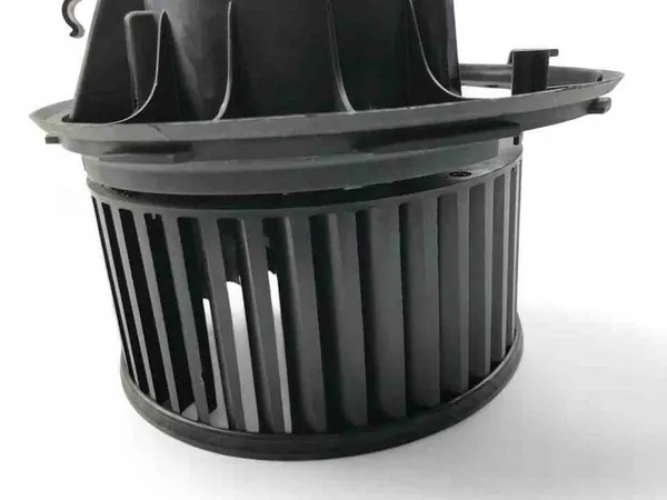 Motor de aquecimento VW CC (358) 2013 3C1820015R image 4