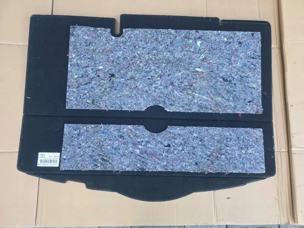 Alfombrilla de maletero OEM 64771-0D150 para Yaris III image 5