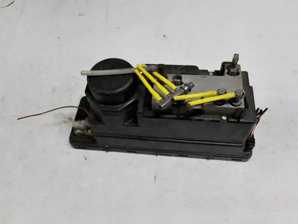 Mercedes keskuslukituspumppu OEM 2108002348 image 4