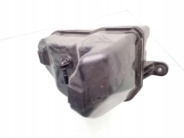 Tanque AdBlue BMW G30 OEM 7381415 - Usado image 7