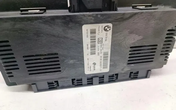 Module Commande Éclairage BMW X1 E84 OEM 9308371 image 3