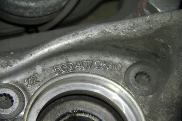 VW PASSAT B8 TIGUAN KODIAQ SNODO ANTERIORE DESTRO image 2