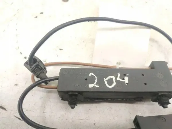 Antennförstärkare OEM A2048708490 för Mercedes image 3