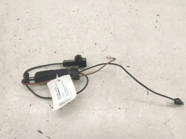 Antennförstärkare OEM A2048708490 för Mercedes image 4