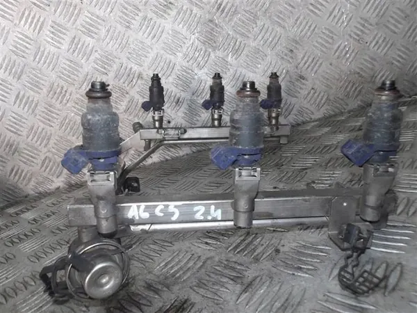 Rampe de carburant Audi A6 C5 2.8 V6 image 2