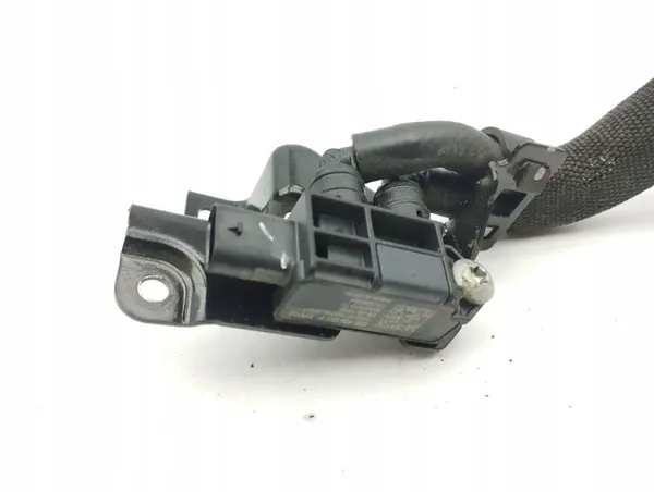 Cupra Formentor 2023 Pakokaasupaineanturi OEM 05E906051P image 4