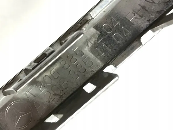 Mercedes-Benz C W206 Bakre stötfångare kromlist A2068854204 image 10