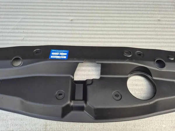 OEM 71125 etuistuimen peite Honda Civicille image 3