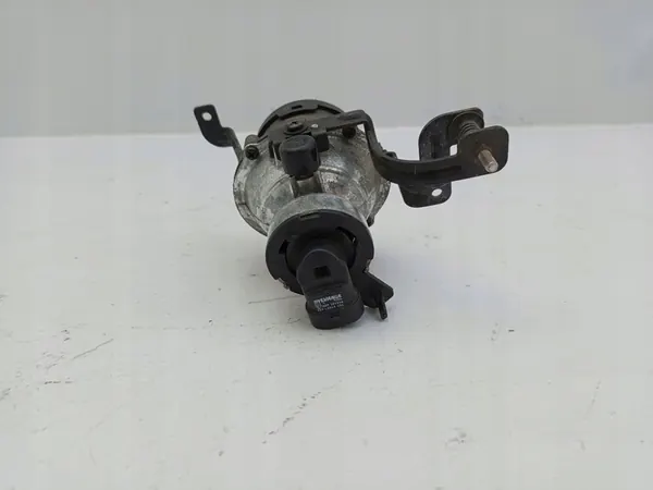 KIA CEED 2 II LIFT 2015- Farol Direito Halógeno 92202-A2300 image 10