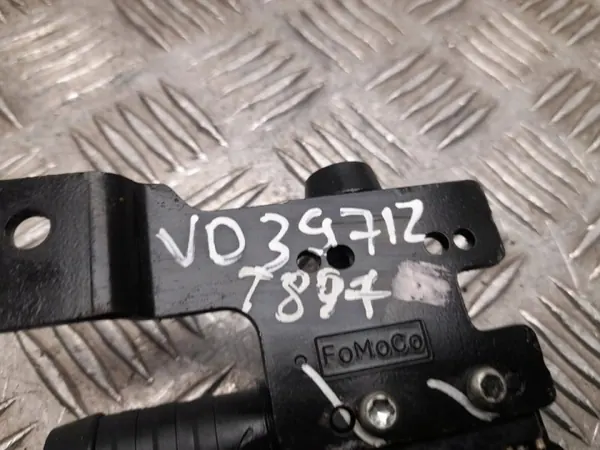 Ford Vesipumppu OEM L1M3-18495-BAC Explorer 2020 image 3