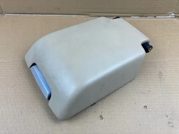 Accoudoir OEM L3193356AHD pour Land Rover Discovery IV image 2