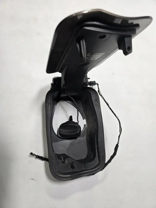 BMW X3 F25 Tankklappendeckel OEM 7238086 7213035 image 3