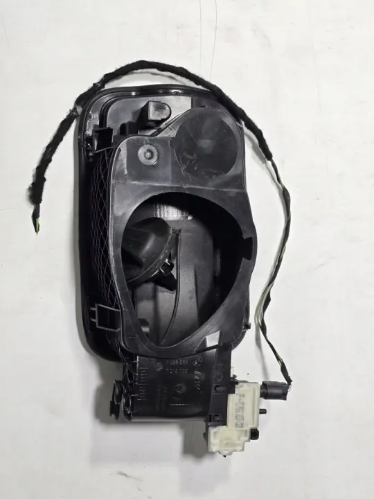 BMW X3 F25 Tankklappendeckel OEM 7238086 7213035 image 5