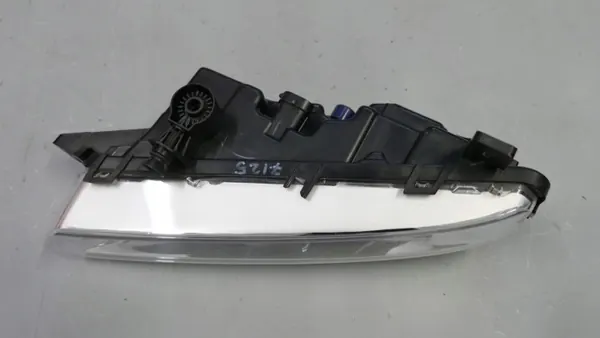 BMW G30 G31 G32 oikea LED sumuvalo OEM 7349132 image 6