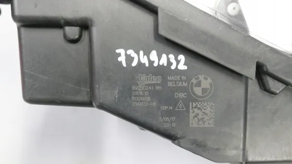 BMW G30 G31 G32 oikea LED sumuvalo OEM 7349132 image 8