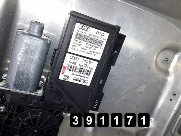Regulador de ventana Audi A8 OEM 4e4839849a - Usado image 3