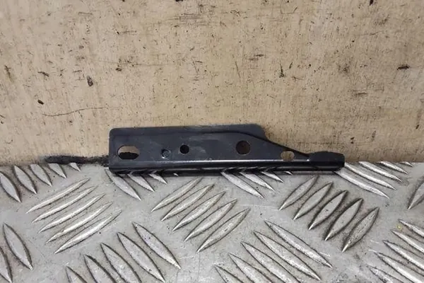 Deslizamento direito do para-choque dianteiro MERCEDES-BENZ E (W212) A2128810206 image 2