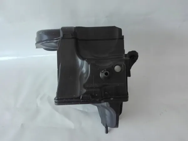 Ilmansuodattimen kotelo Renault Megane IV 1.6 image 2