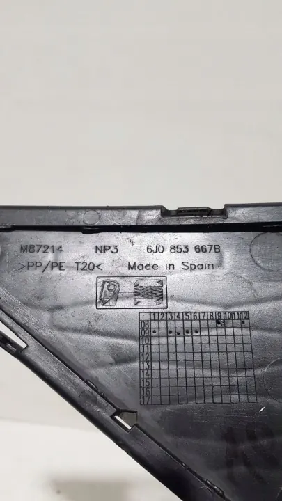 Grille de ventilation avant OEM 6J0853667B Seat Ibiza IV image 4