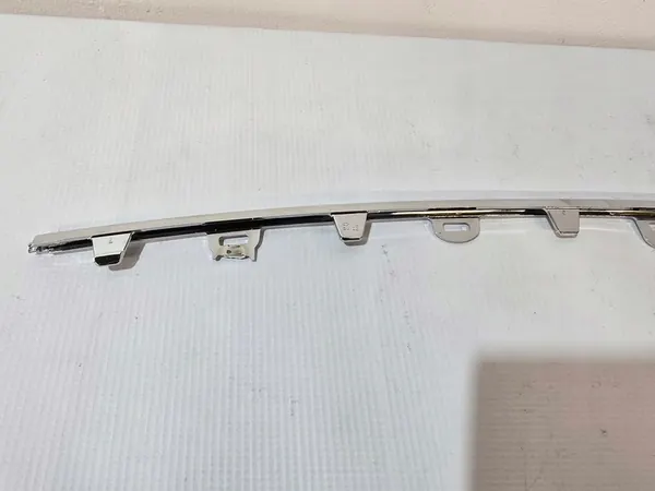 Skoda OE 3V0853551A krominen puskurin lista image 6