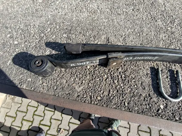 Bladveer Mercedes-Benz Sprinter OEM A9073200300 image 5