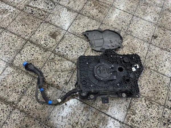 AdBlue-säiliö + Pumppu OEM 172A29767R Renault Trafic IV image 2