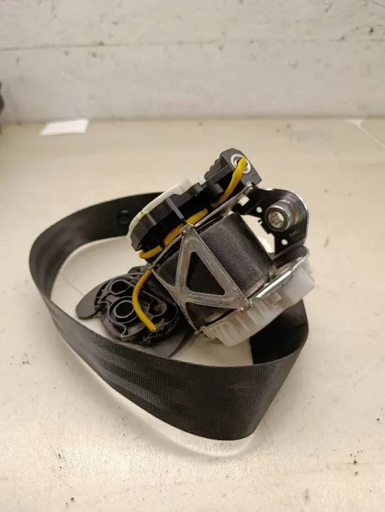 Volvo C40 2021 Bränslefilter OEM 34052286 image 3