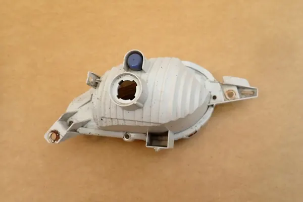 Feu de Recul Arrière Droit Toyota Yaris III OEM 815810D220 image 6