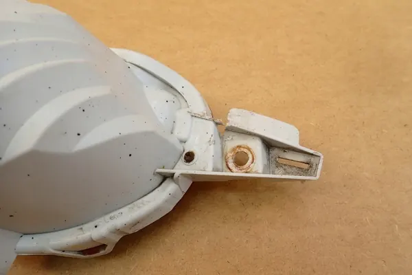 Feu de Recul Arrière Droit Toyota Yaris III OEM 815810D220 image 7
