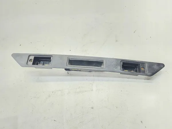 OEM 8P4827574 1/26 Audi Cache Éclairage Plaque image 2