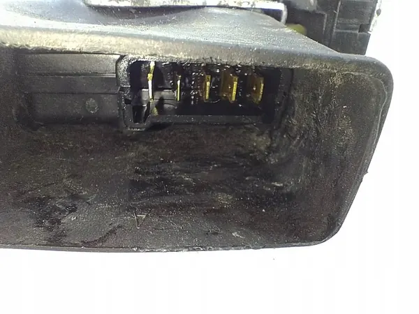 Vänster Framdörrslås Dacia Sandero I 8200735225 image 2