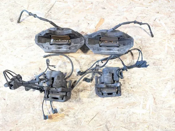 Jeu de disques et étriers frein Mercedes-Benz S W222 OEM 20B40108 image 2