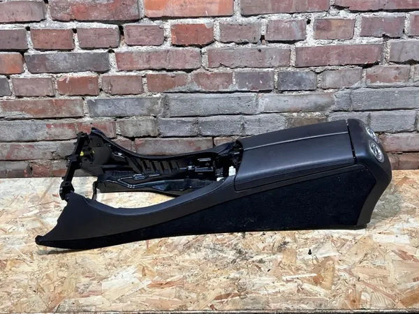 Accoudoir OEM 8101 Mercedes-Benz W238 Cabrio - Console image 7