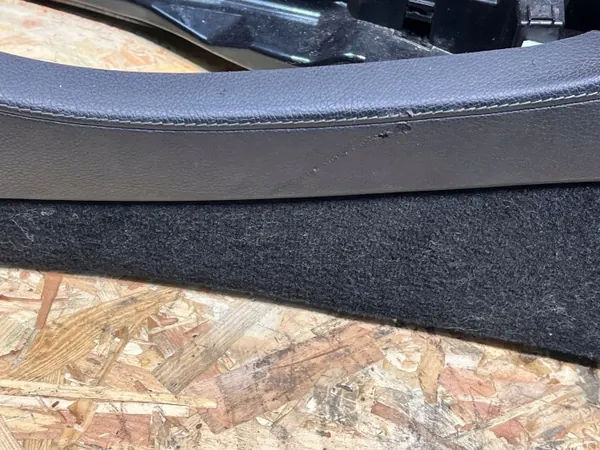 Accoudoir OEM 8101 Mercedes-Benz W238 Cabrio - Console image 8