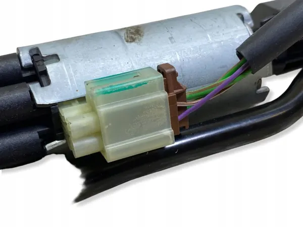 Motor de asiento Audi Q7 OEM 0390204136 - Usado image 6