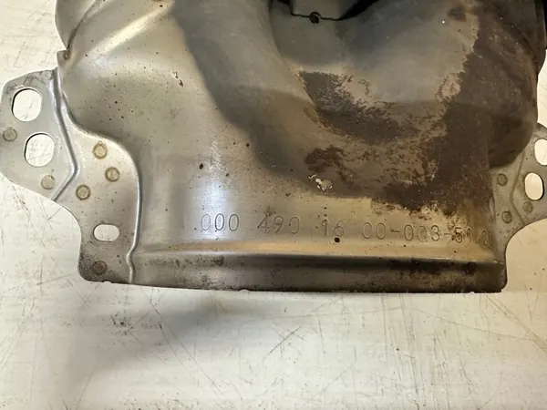 Embout d'échappement droit Mercedes AMG OEM A0004901600 image 5