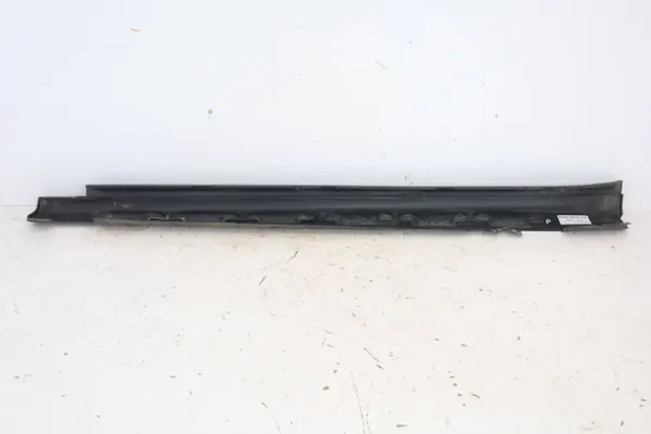 Porsche Macan Oikea Kynnyslista OEM 95B853554 image 3