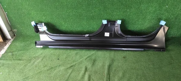 OEM 1666081680 Oikea Kylkikilpi Opel Corsa F image 4