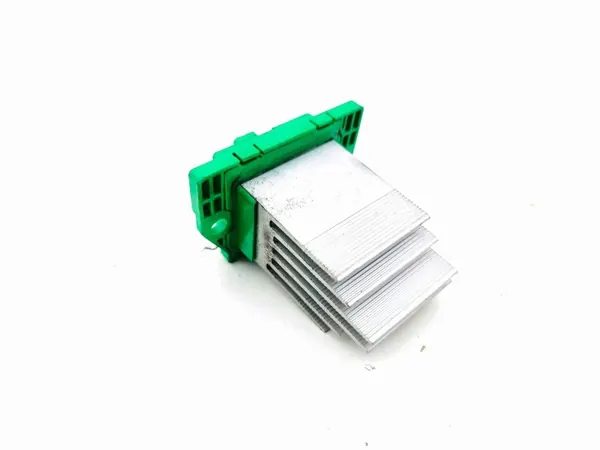 Relé ventilador calefacción Tesla PBTGF30 - Pieza OEM image 4