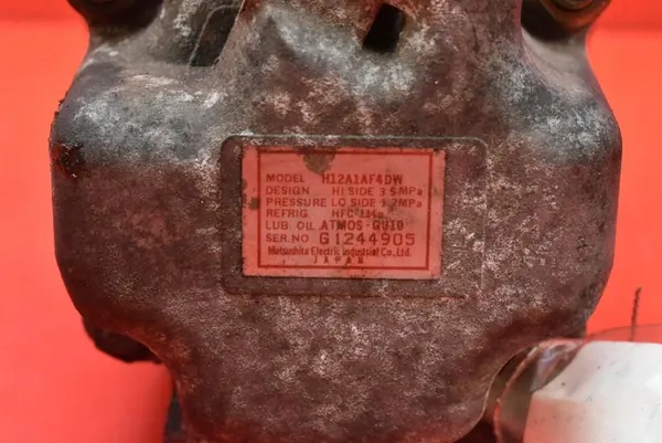 Compresseur de climatisation Mazda 6 2.0 16V 2002-2005 H12A1AF4DW image 6