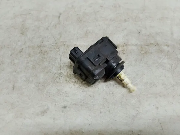 VW Scheinwerferverstellmotor 1H0941295C image 3