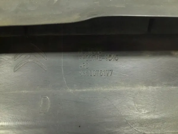 Citroen C5 Aircross I Moldura Puerta Derecha Trasera OEM 9820076177 image 7