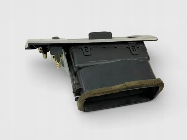 Rejilla ventilación izquierda tablero OEM 11GM175A Cadillac Escalade image 3